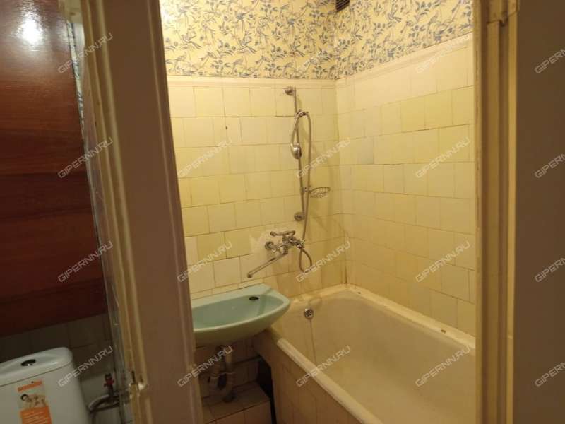 двухкомнатная квартира на улице Старых Производственников дом 10