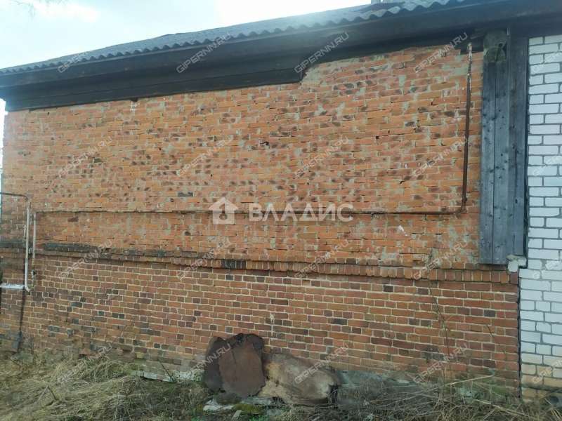 дом на Комсомольской улице село Семьяны