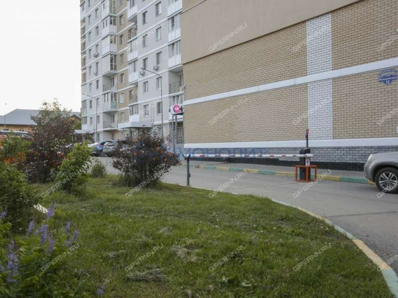 двухкомнатная квартира на Кемеровской улице дом 12