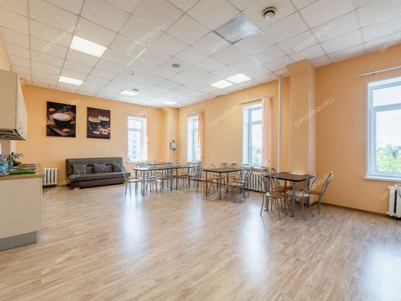 здание под офис на улице Маршала Казакова