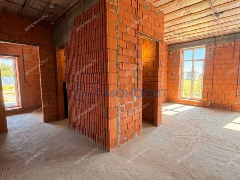 дом на улице Счастливая село Елховка