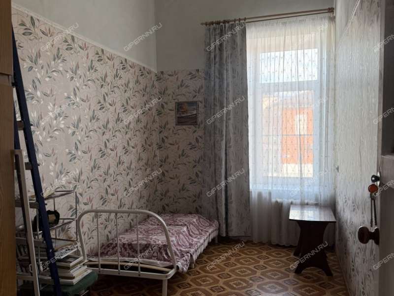 трёхкомнатная квартира на улице Чкалова дом 5