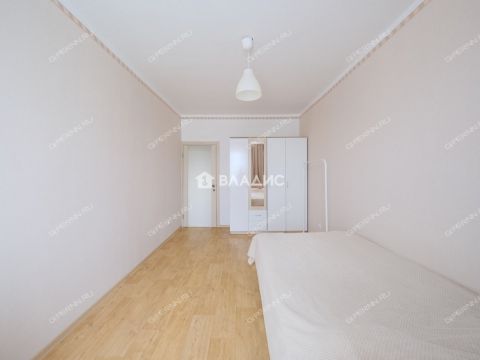 4-komnatnaya-sh-yuzhnoe-d-38a фото