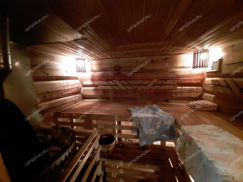 дом на улице Лесная деревня Александровка