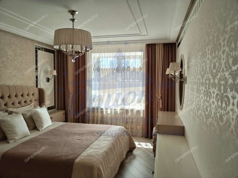 трёхкомнатная квартира на Керченской улице дом 28