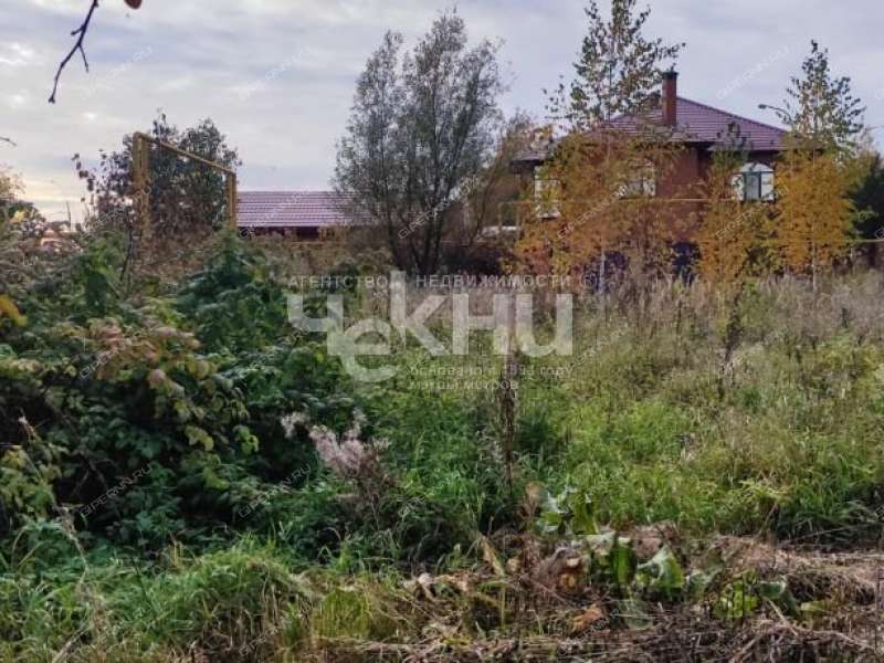 земельный участок 10 соток Центральная улица село Кадницы