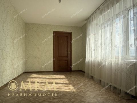 5-komnatnaya-ul-plotnikova-d-4 фото