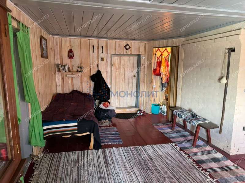 дом на улице Приозёрная село Нестиары