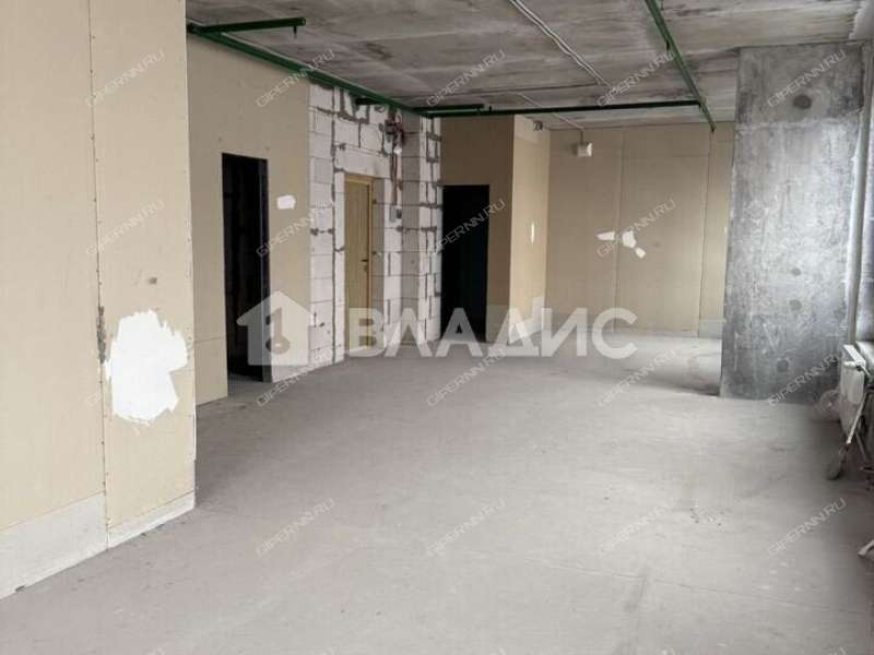 трёхкомнатная квартира на улице Максима Горького дом 23А