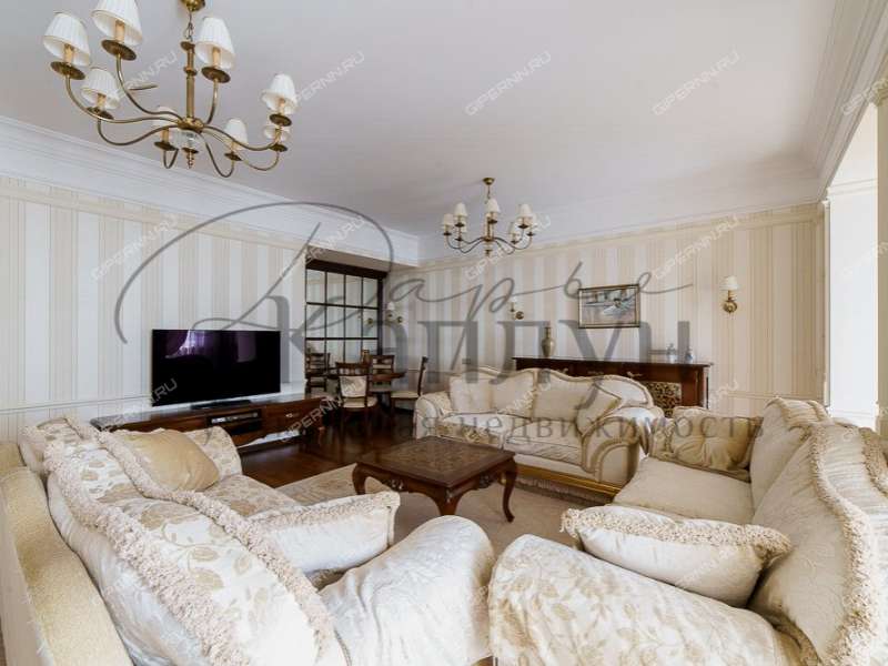 трёхкомнатная квартира на улице Коминтерна дом 139