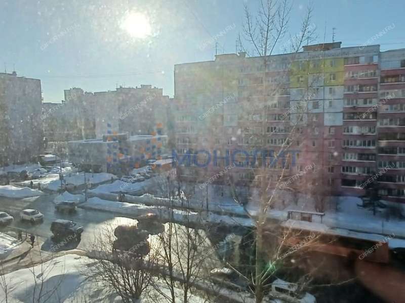 двухкомнатная квартира на улице Верхнепечёрская дом 12