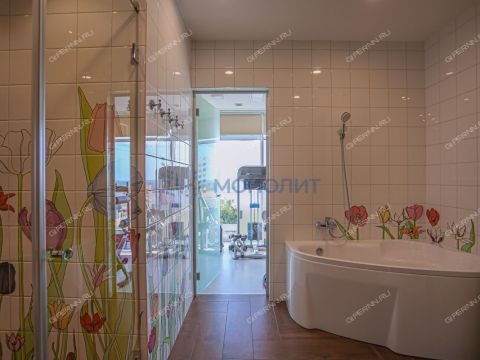 4-komnatnaya-ul-sergievskaya-d-8 фото