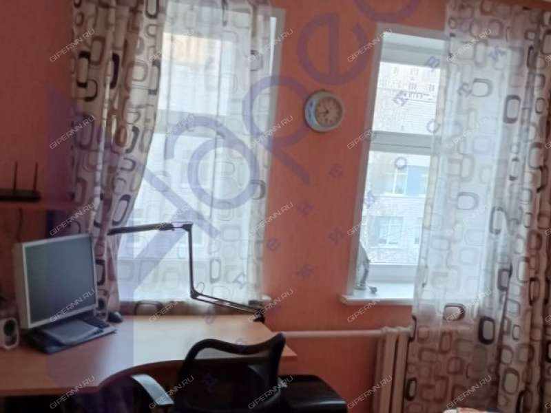 трёхкомнатная квартира на улице Родионова дом 193