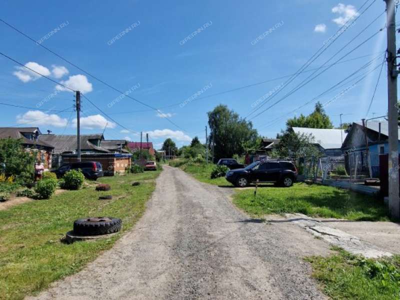 дом на 14 село Большое Мокрое