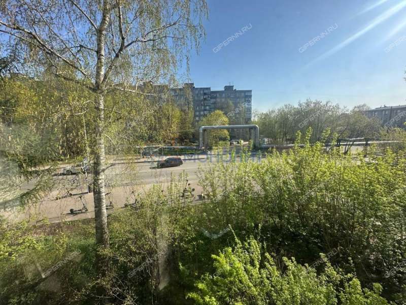 четырёхкомнатная квартира на Радужной улице дом 14