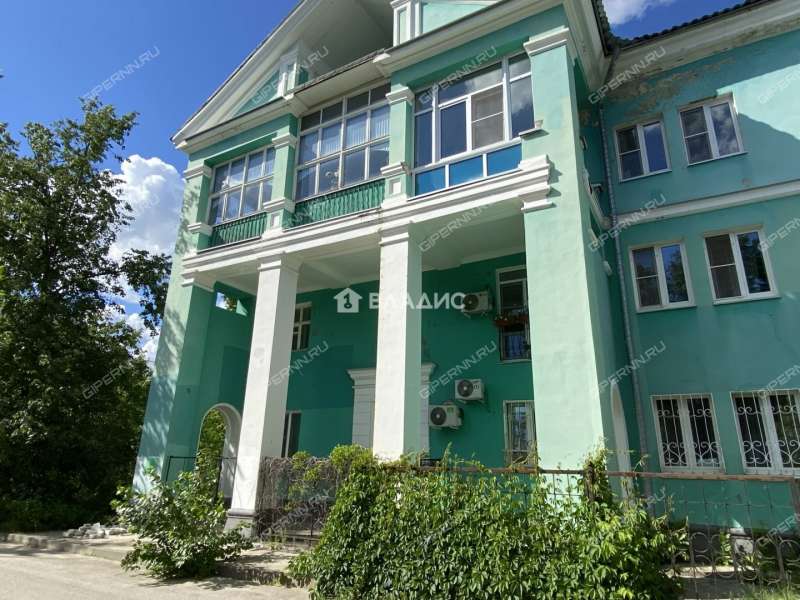трёхкомнатная квартира на проспекте Чкалова дом 18 город Дзержинск