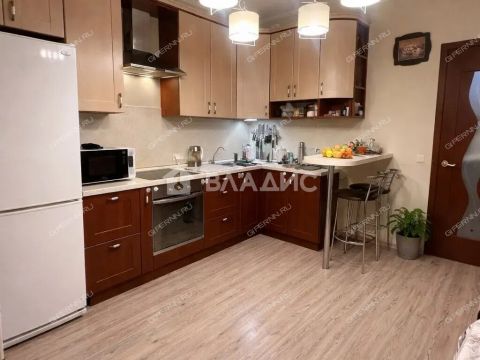 1-komnatnaya-nab-volzhskaya-d-8 фото