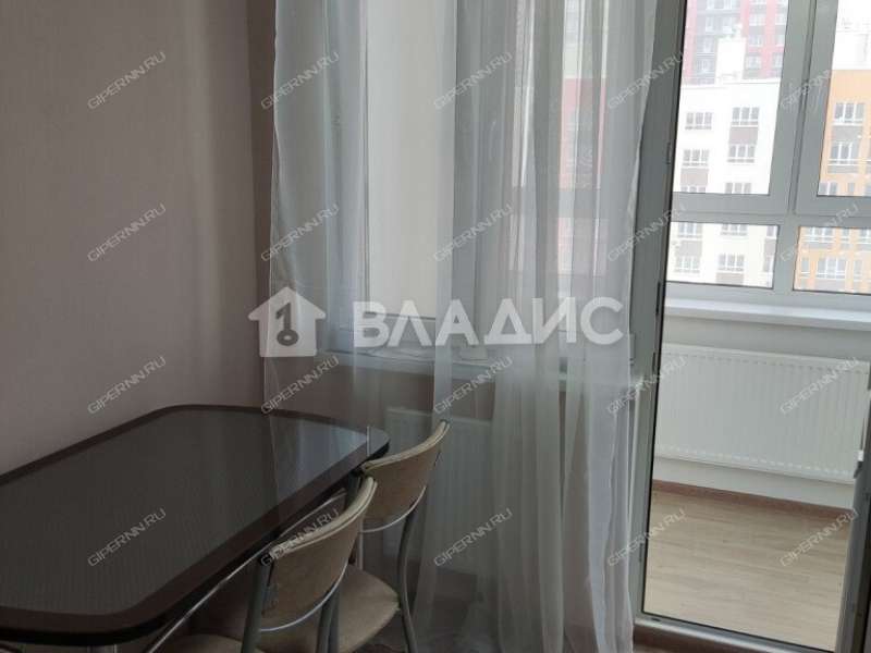 квартира-студия на проспекте Героев Донбасса дом 8