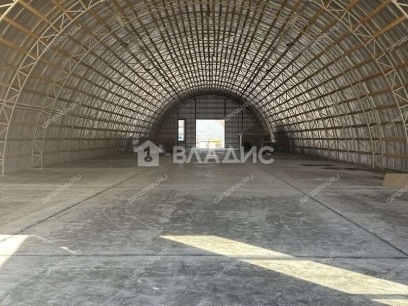 здание под склад на Московском шоссе