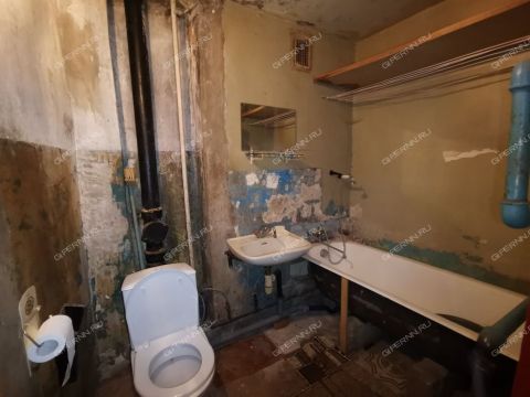 3-komnatnaya-ul-bubnova-d-7 фото