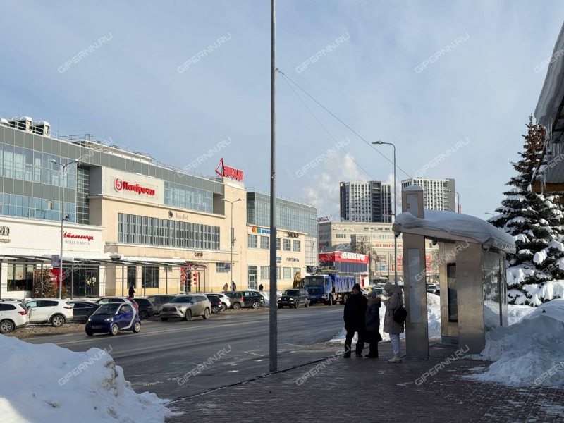 трёхкомнатная квартира на проспекте Октября дом 3