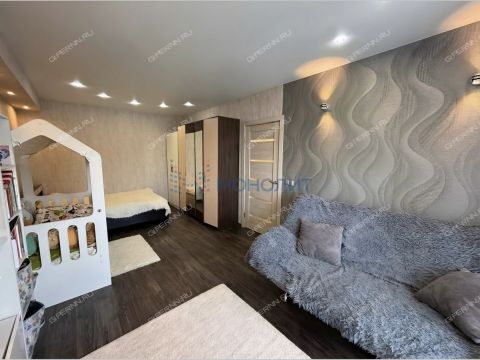 1-komnatnaya-ul-prazdnichnaya-d-1 фото