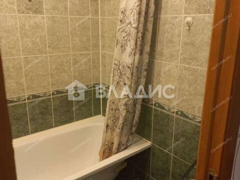 двухкомнатная квартира на улице Зайцева дом 7