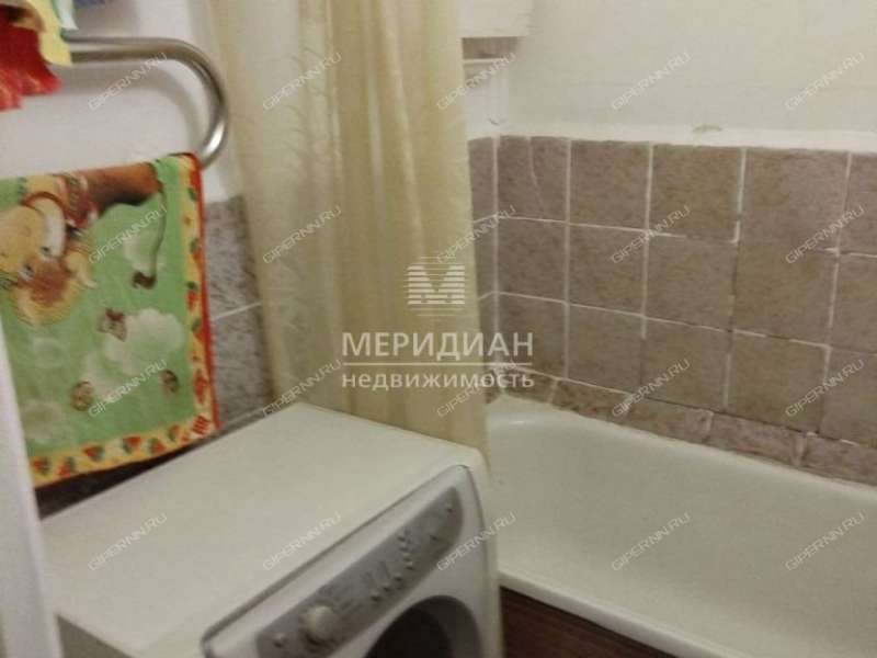 трёхкомнатная квартира на улице Верхнепечёрская дом 7 к2