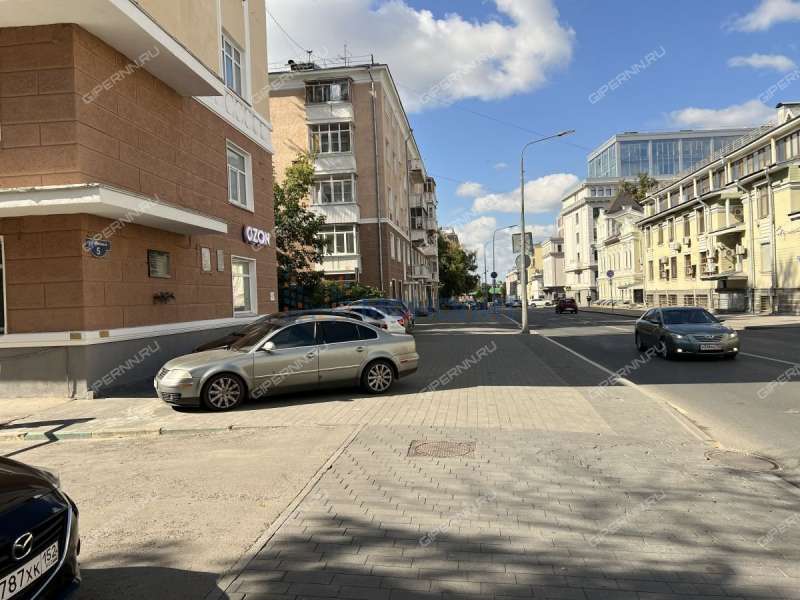 трёхкомнатная квартира на улице Минина дом 5