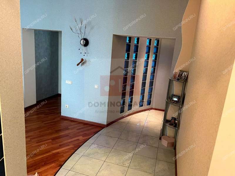 трёхкомнатная квартира на Большой Покровской улице дом 20б