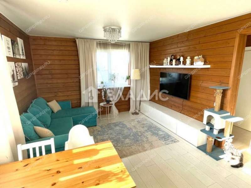 дом на улице Челябинская коттеджный посёлок Авангард