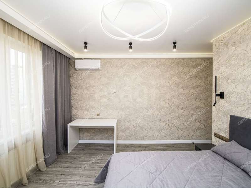 трёхкомнатная квартира на улице Маршала Баграмяна дом 3