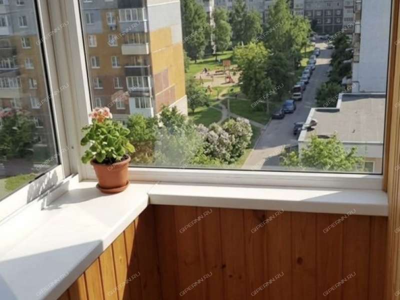 трёхкомнатная квартира на улице Верхнепечёрская дом 8