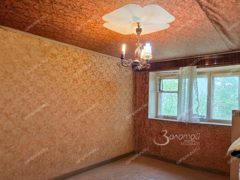 трёхкомнатная квартира на улице Федосеенко дом 95