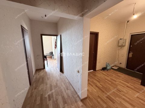 2-komnatnaya-ul-rodionova-d-45 фото