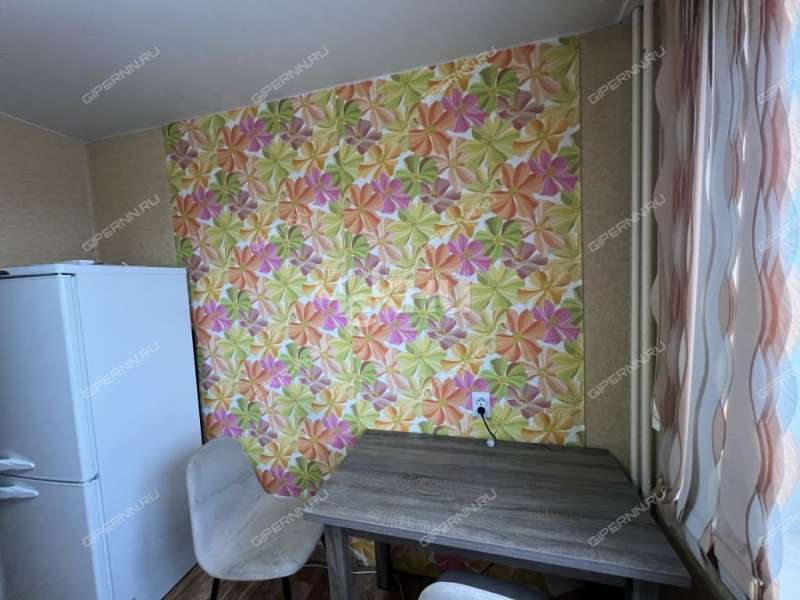 однокомнатная квартира на улице Героя Советского Союза Усилова дом 10