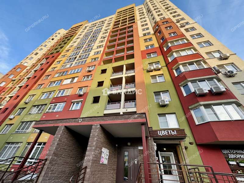 трёхкомнатная квартира на улице Академика Сахарова дом 111 к2