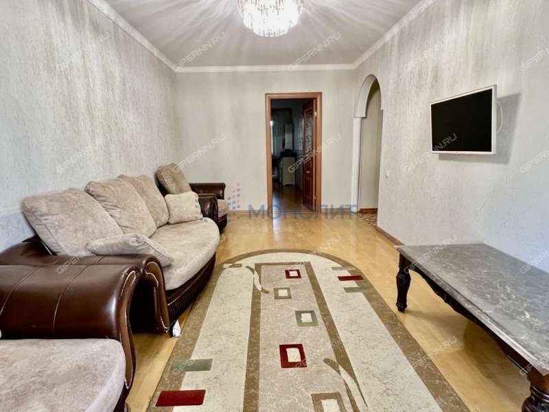 трёхкомнатная квартира на улице Мельникова дом 10