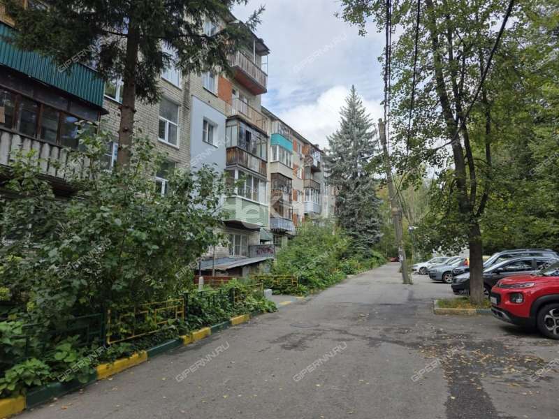 двухкомнатная квартира на улице Ванеева дом 108