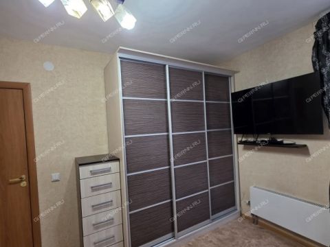 1-komnatnaya-ul-dvizhencev-d-34 фото