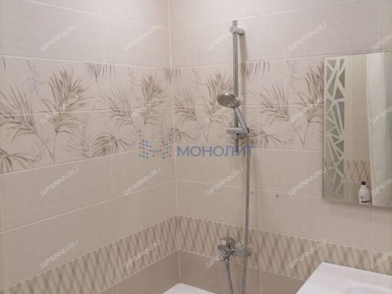 четырёхкомнатная квартира на улице Сергея Есенина дом 38