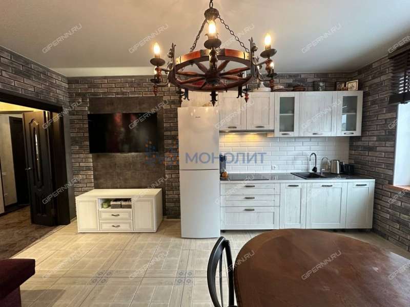 однокомнатная квартира на бульваре 60-летия Октября дом 5а