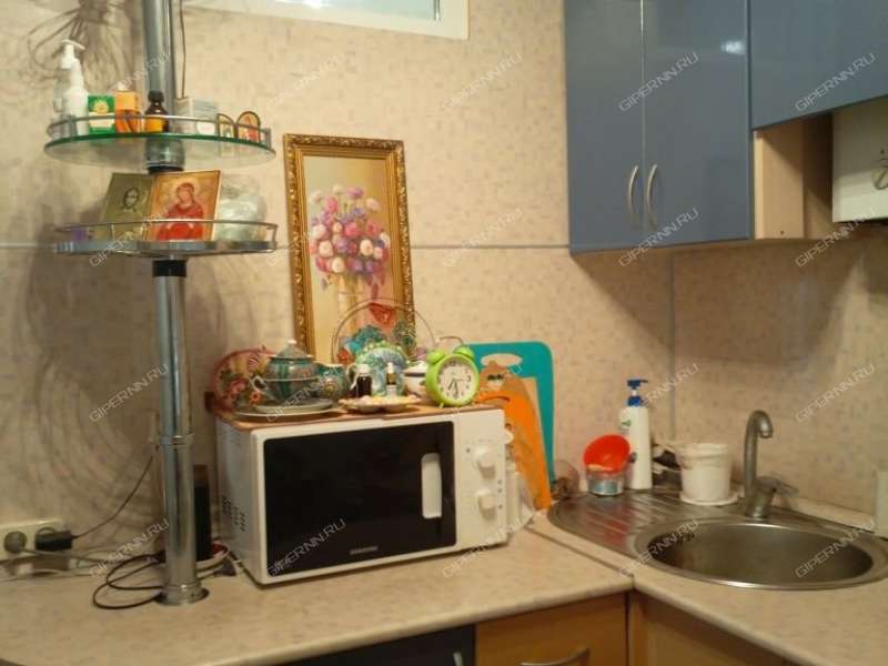 двухкомнатная квартира на улице Июльских Дней дом 26