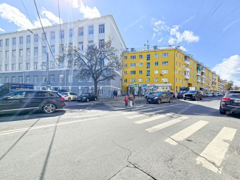 2-komnatnaya-ul-maksima-gorkogo-d-65a фото
