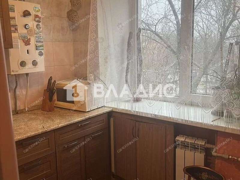 трёхкомнатная квартира на улице Героя Чугунова дом 15