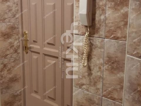 4-komnatnaya-ul-rodionova-d-180-1 фото