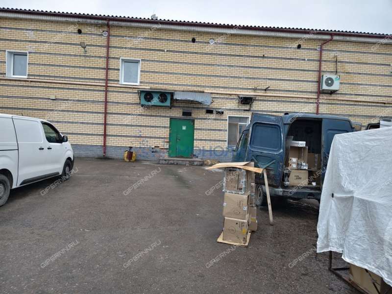 помещение под помещение свободного назначения, торговую площадь на Советской площади город Балахна