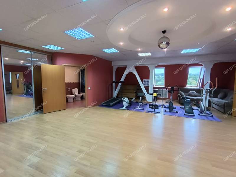 помещение под помещение свободного назначения, недвижимость для спорта, фитнеса на Салганской улице