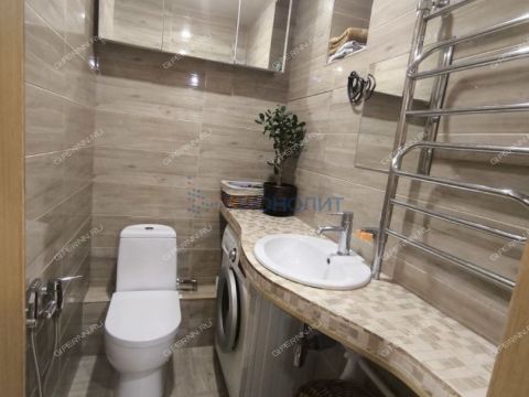 3-komnatnaya-ul-rodionova-d-165-k12 фото