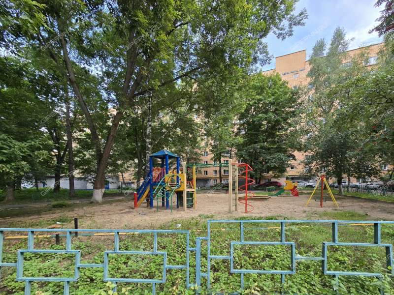 трёхкомнатная квартира на улице Володарского дом 7